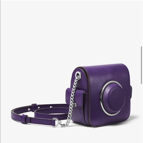 HOST PICK Michael Kors Leather Camera Crossbody - Picture 2 of 11